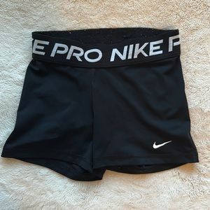 Nike Pro